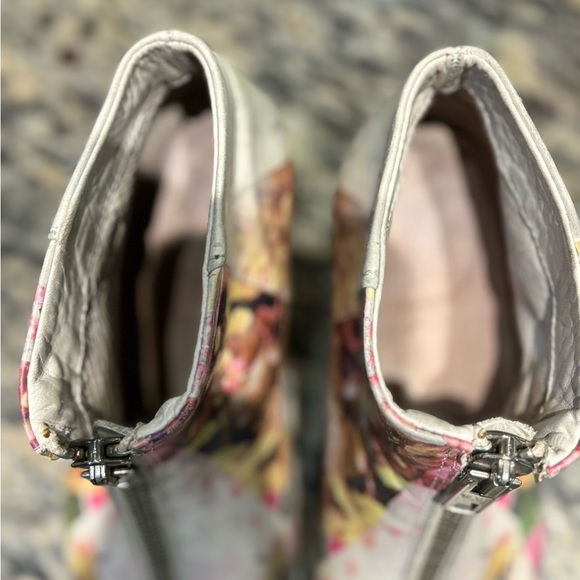 Diesel Floral Distressed Leather open toe ankle booties women size 38 - Picture 7 of 11